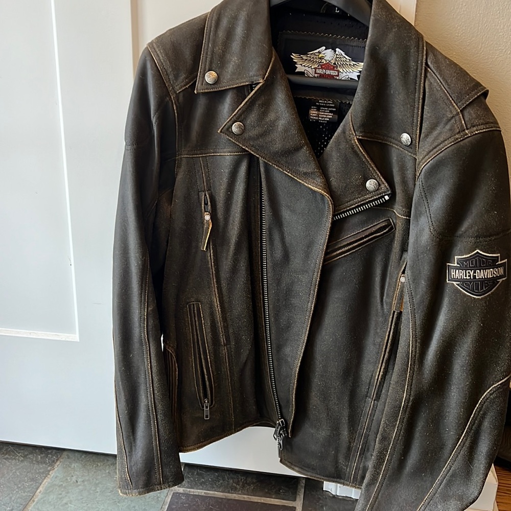 Mens size L Harley Davidson leather jacket